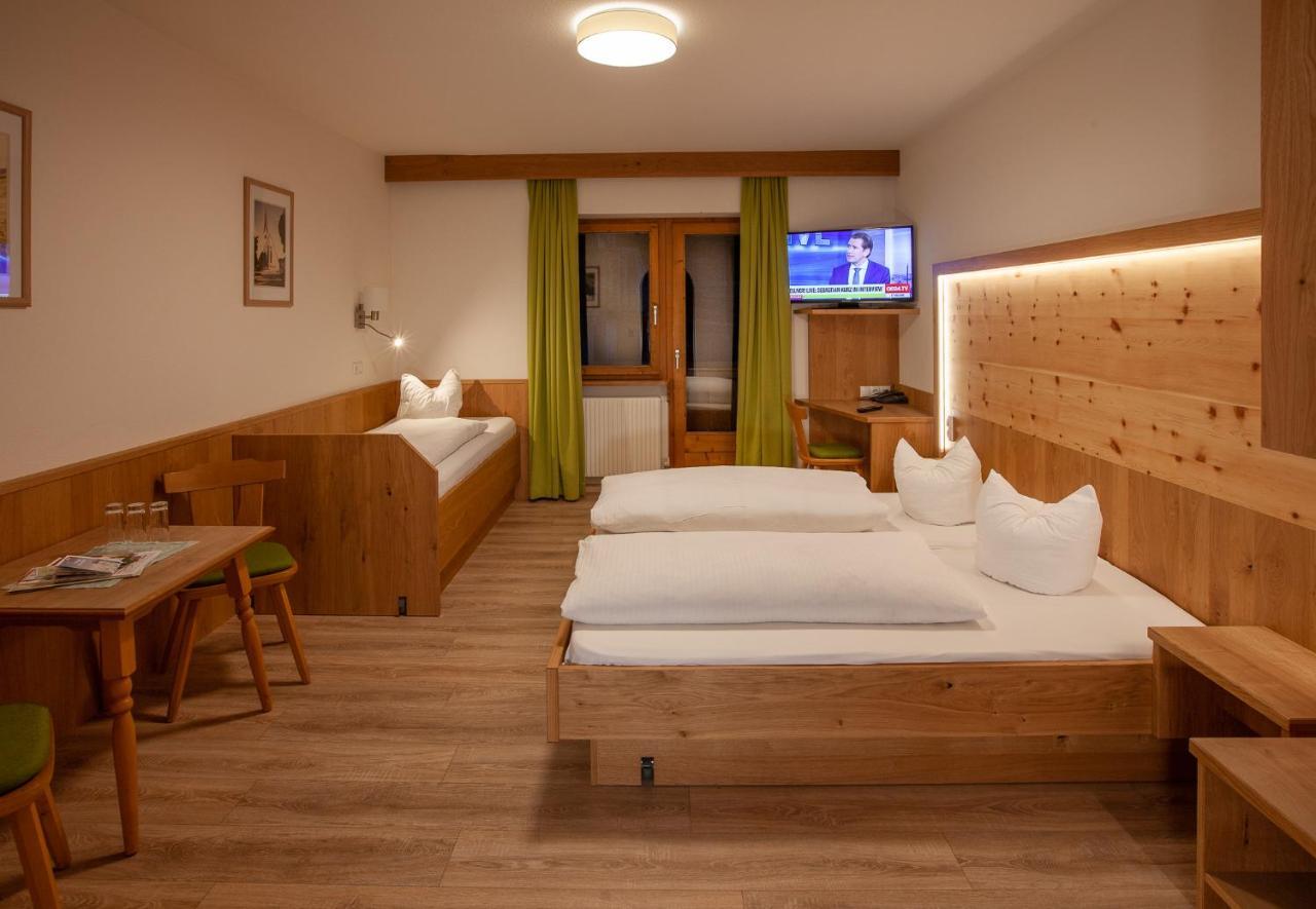 Landgasthof Jagerwirt Volders Dış mekan fotoğraf